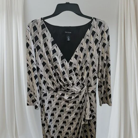 White House Black Market Faux Wrap Black Cream Geometric Print Dress Sz 8 - Picture 3 of 8
